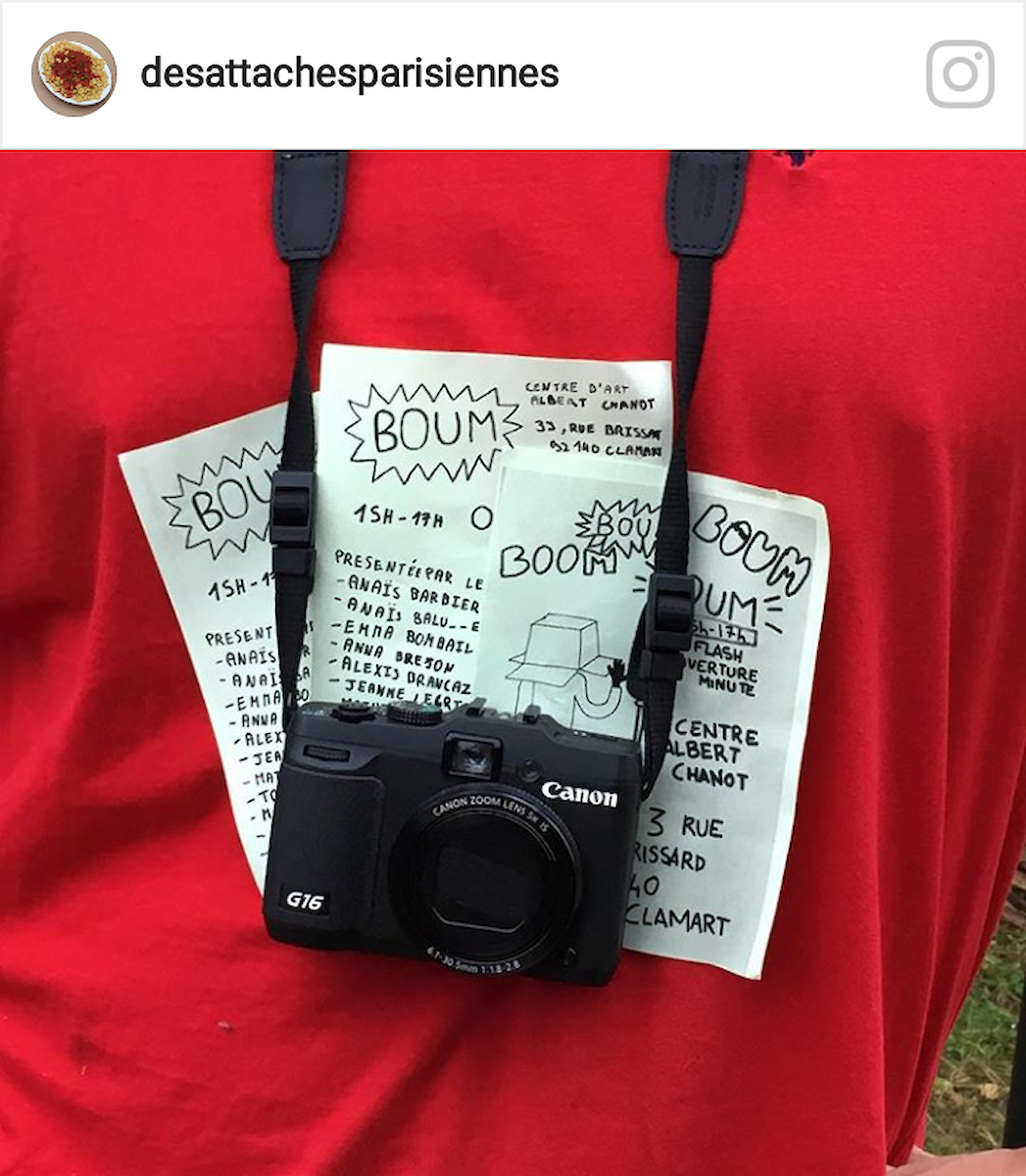 post Instagram des textes et appareil photo, flyer exposition